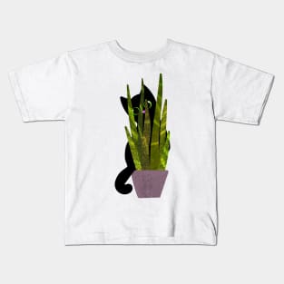 KITTEN WITH PLANT Cute Black Cat Kids T-Shirt